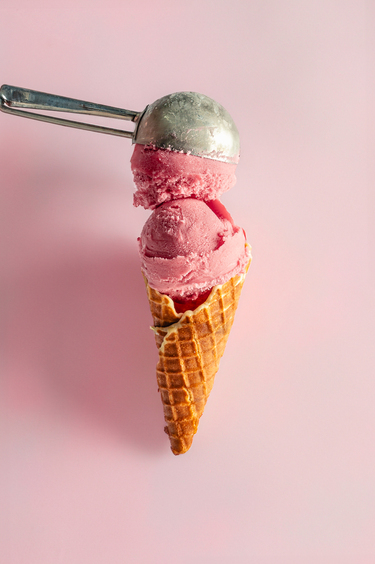 HELADO EN CONO DOBLE