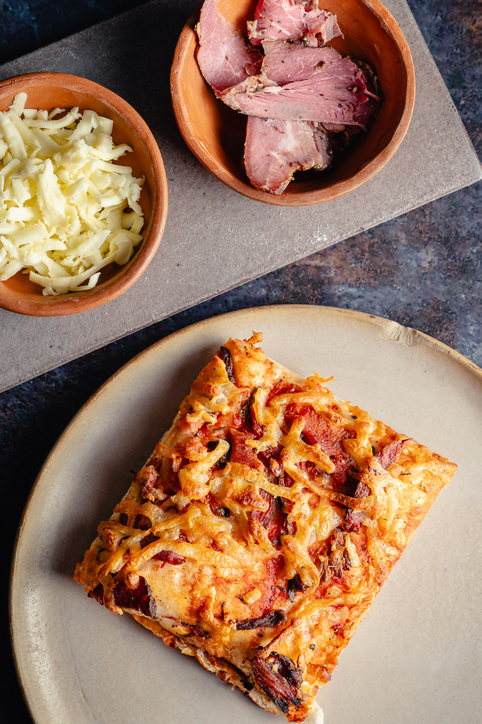 PIZZA DE AHUMADO