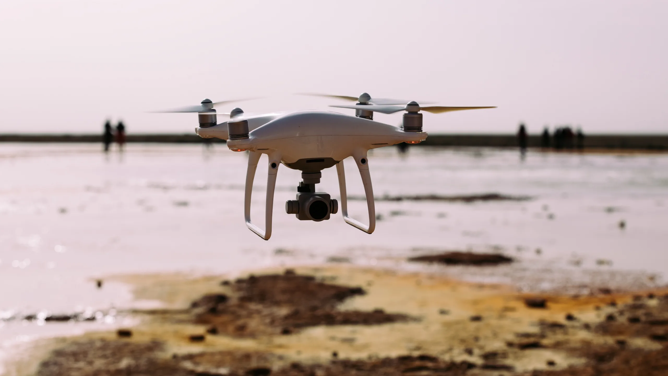 Investigación mejora la estabilidad y control de drones en entornos complejos